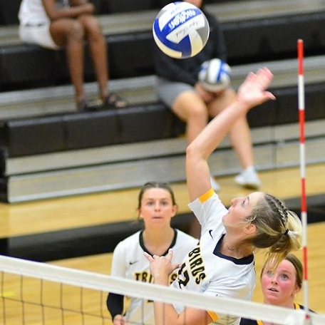 Cloud County Lost in Straight Sets at Home to Garden City Community College on Wednesday, September 7th
