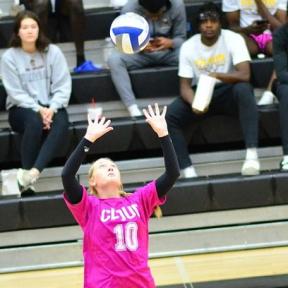 Brette Doile Had 14 Assists in Cloud County's Three-Set Home Loss to #20 Hutchinson